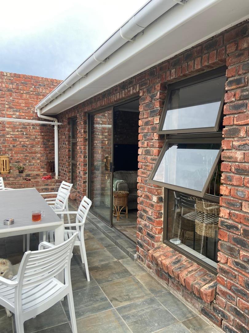To Let 2 Bedroom Property for Rent in Dana Bay Western Cape